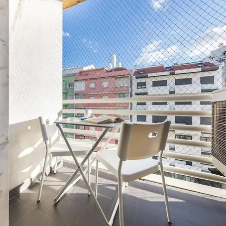 2 Bedroom With Garage Family Wonder Apartment