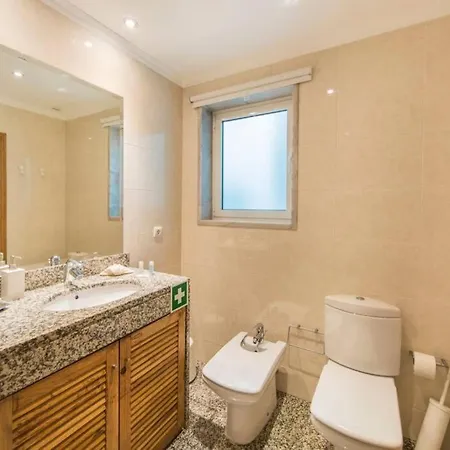 2 Bedroom With Garage Family Wonder Apartment *
