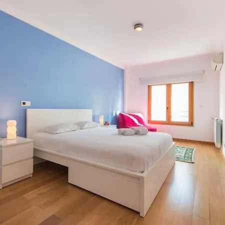 2 Bedroom With Garage Family Wonder Lägenhet *